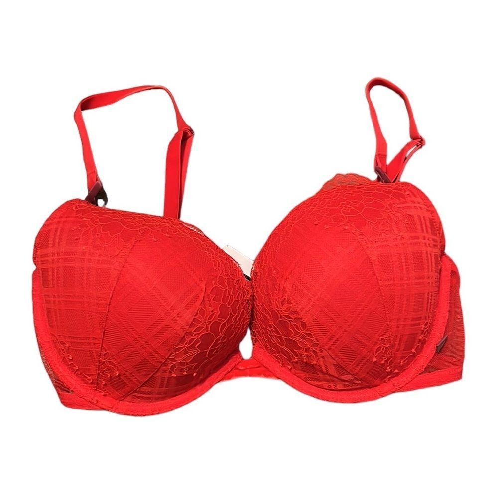 Women’s Victoria’s Secret red lace t-shirt push up bra with mesh detailing